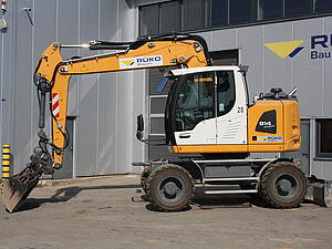 Liebherr Mobilbagger A914 Compact