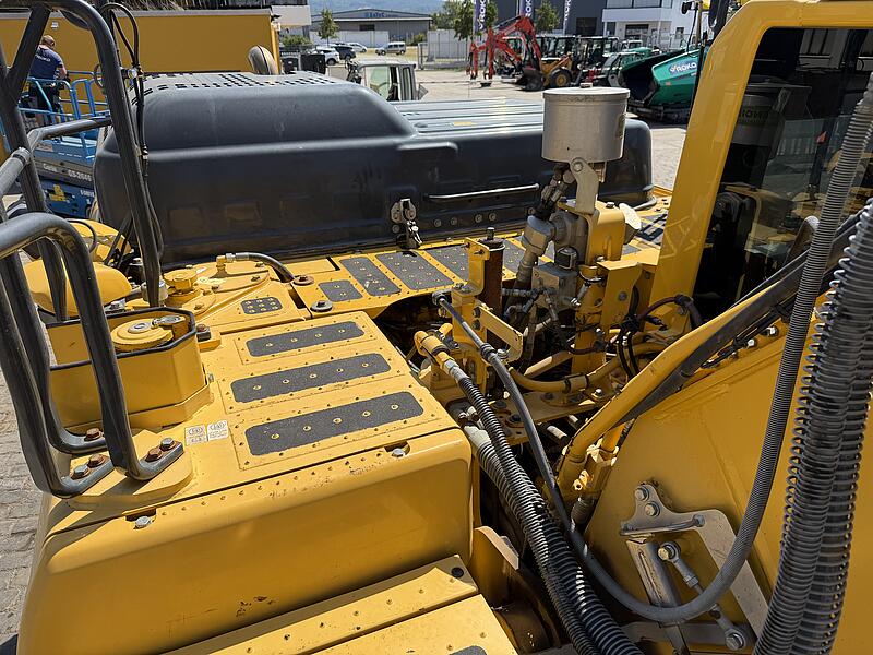 Kettenbagger Komatsu PC 210 LCi-11 mit GPS