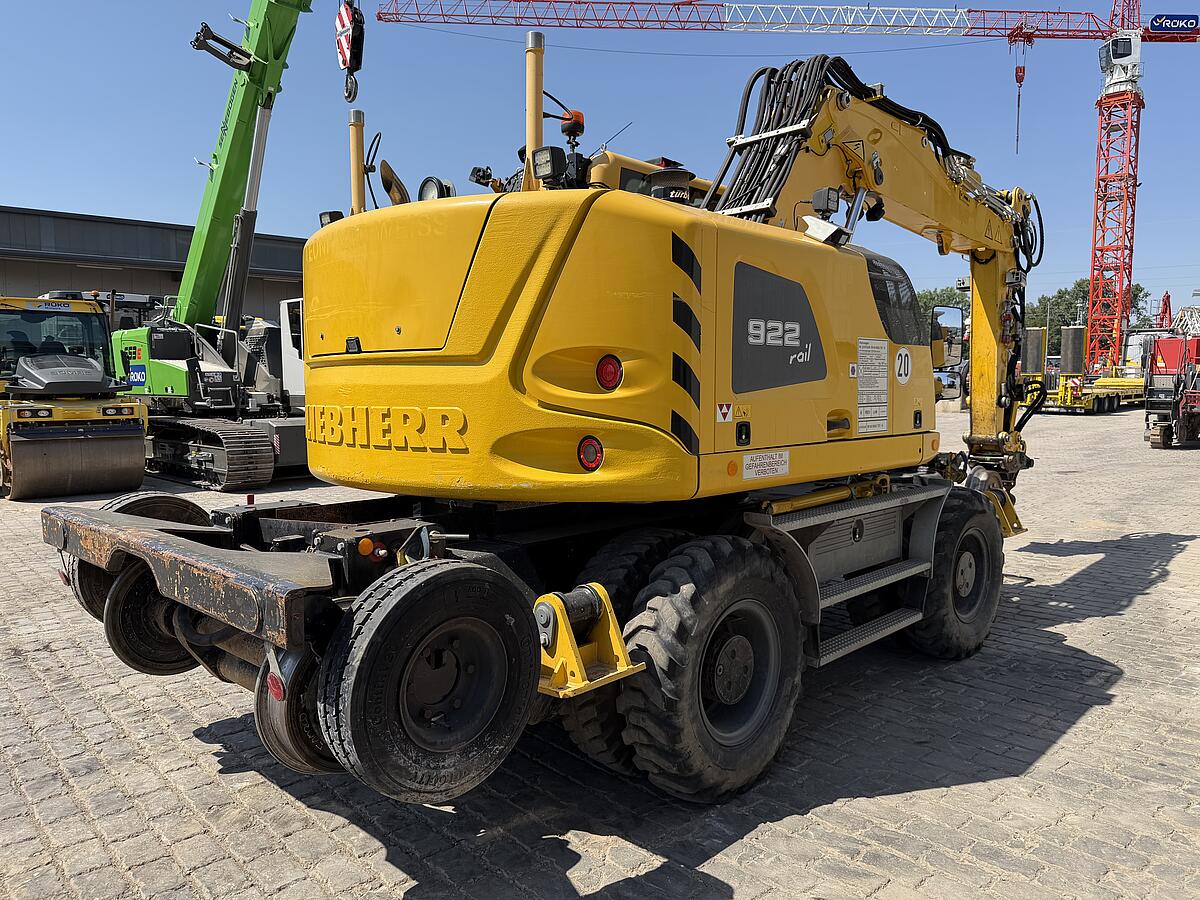 Zweiwegebagger Liebherr A 922 Rail Litronic