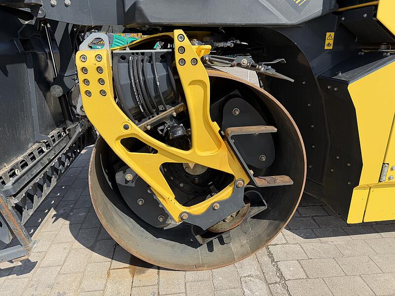 Tandemwalze Bomag BW 174 AP-4v
