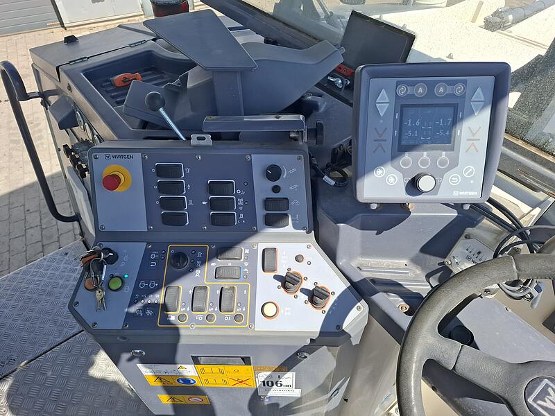 Straßenfräsen Wirtgen W 150 CFi