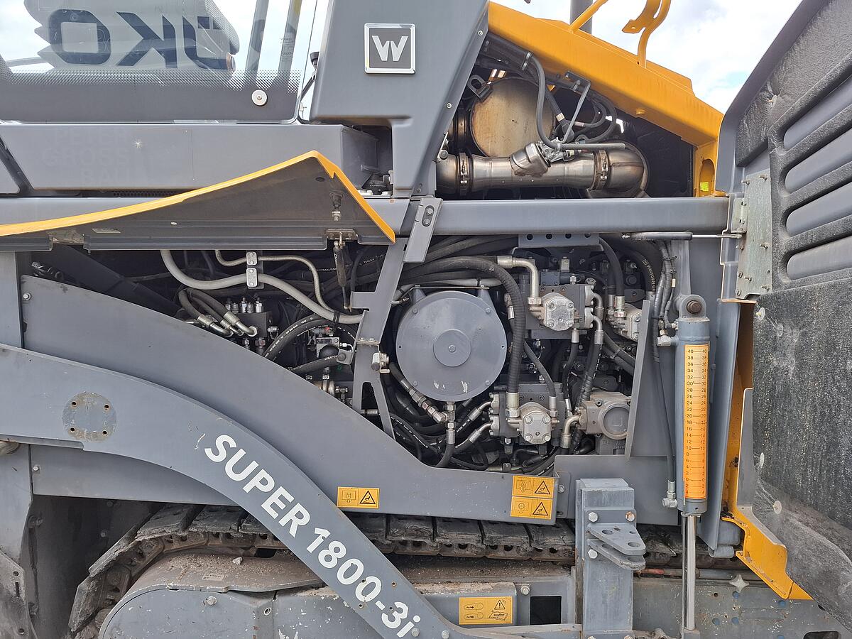 Kettenfertiger Vögele S 1800-3i