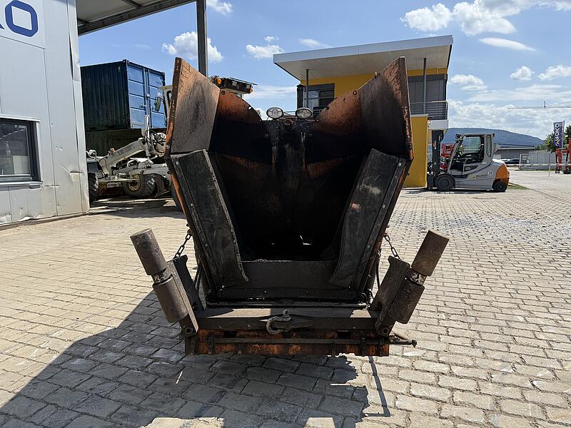 Kleinfertiger Dynapac DF 45 CS