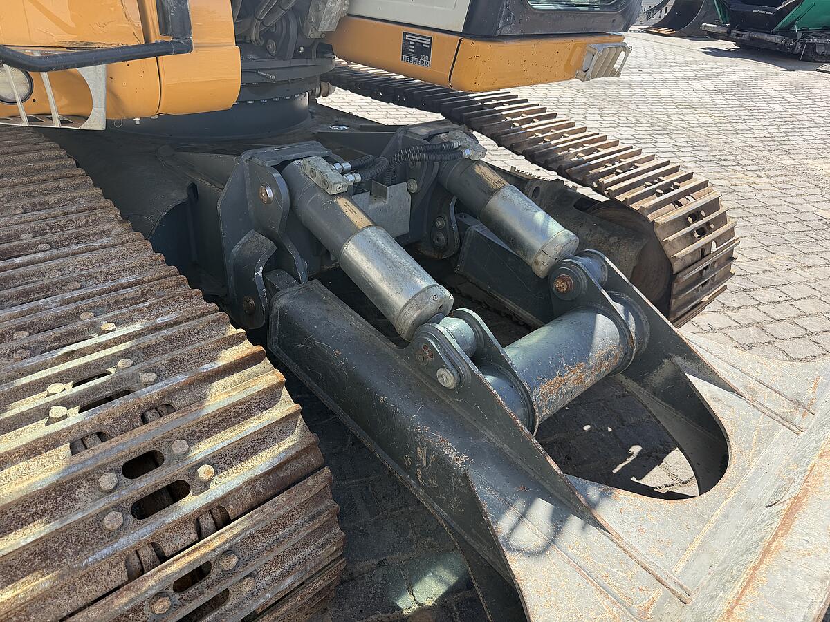 Kettenbagger Liebherr R 920 Compact LC