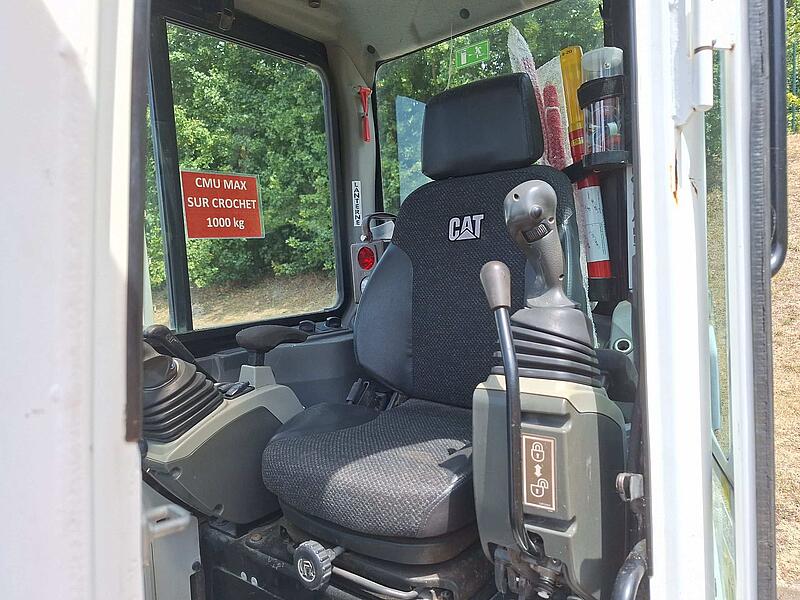 Zweiwegebagger Caterpillar Unac 8TRR/CAT 305.5 E2 CR