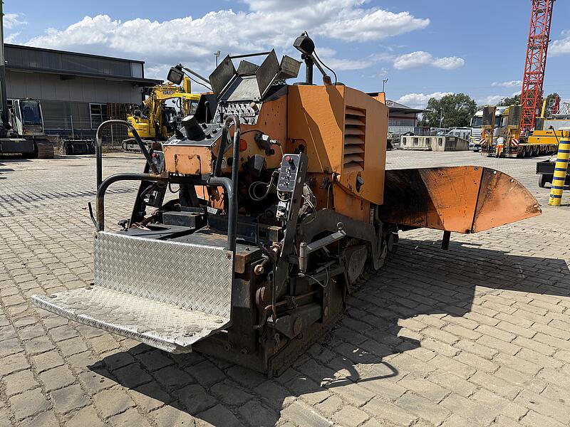 Kleinfertiger Dynapac DF 45 CS