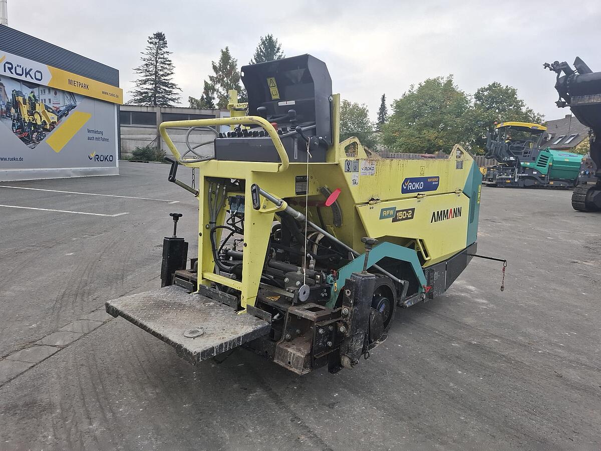 Kleinfertiger Ammann AFW 150-2
