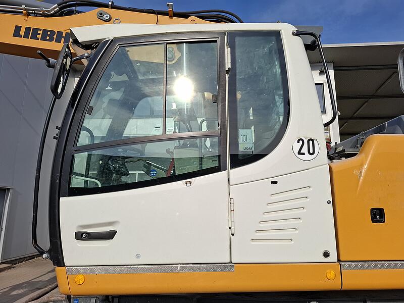 Mobilbagger Liebherr A 920 Litronic