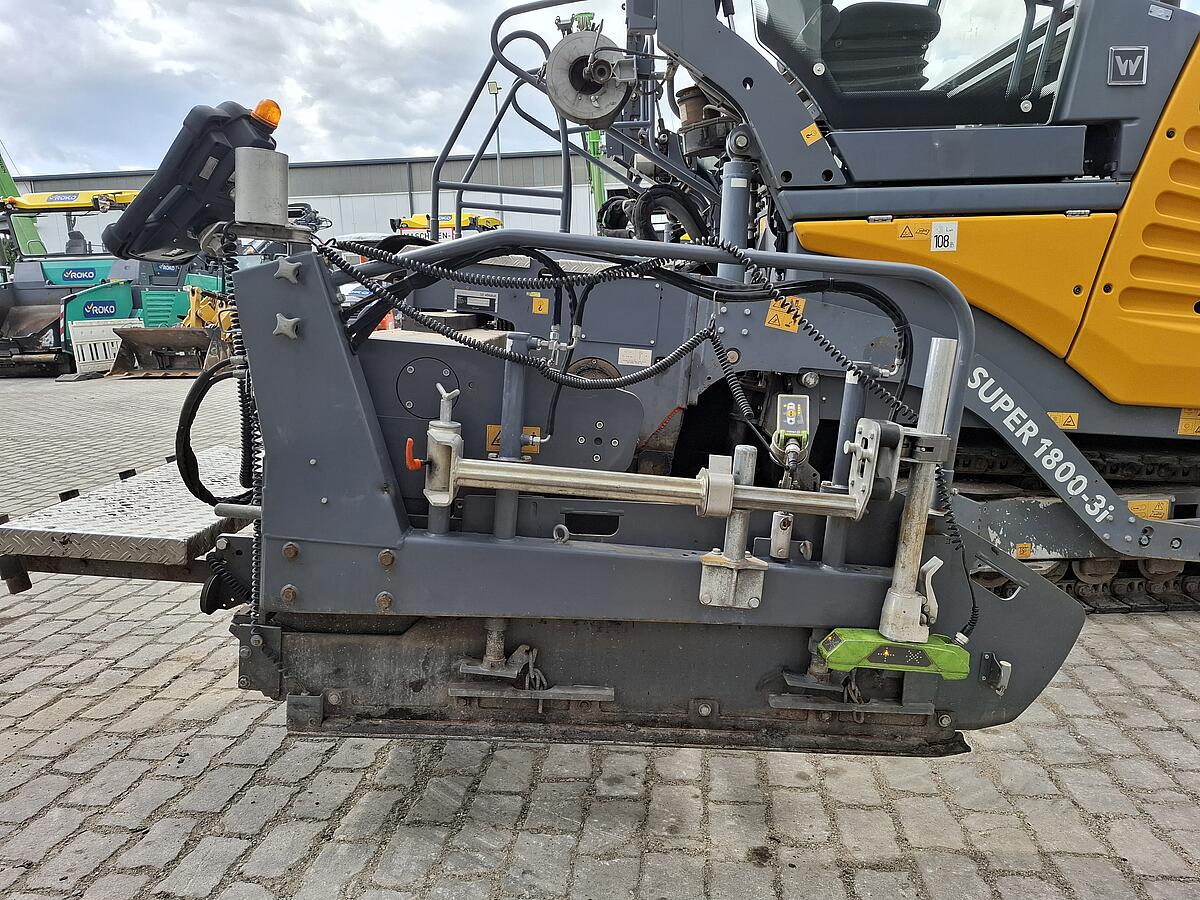 Kettenfertiger Vögele S 1800-3i