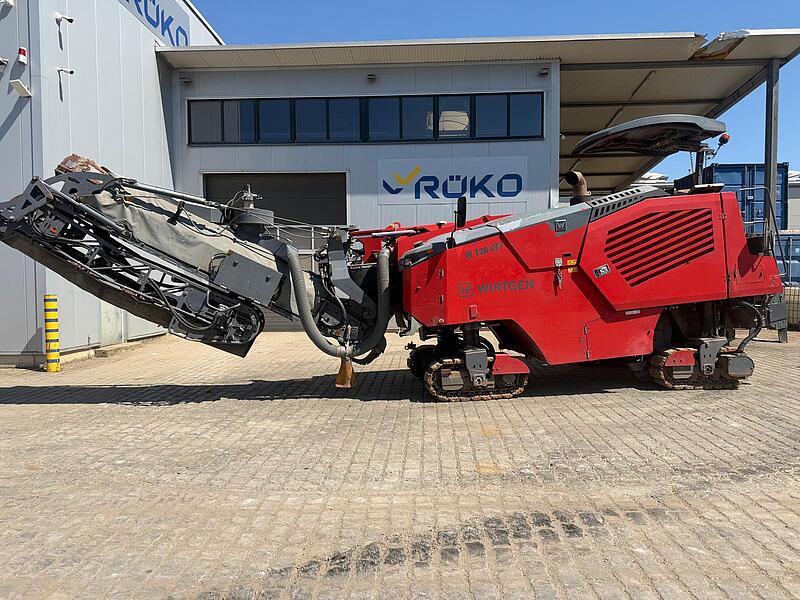 Straßenfräsen Wirtgen W 130 CFi
