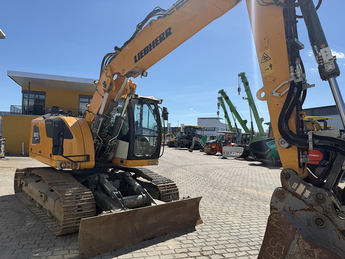 Kettenbagger Liebherr R 920 Compact LC