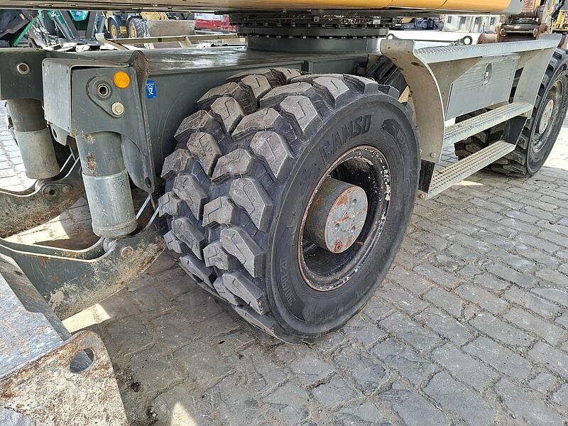 Mobilbagger Liebherr A 920 Litronic