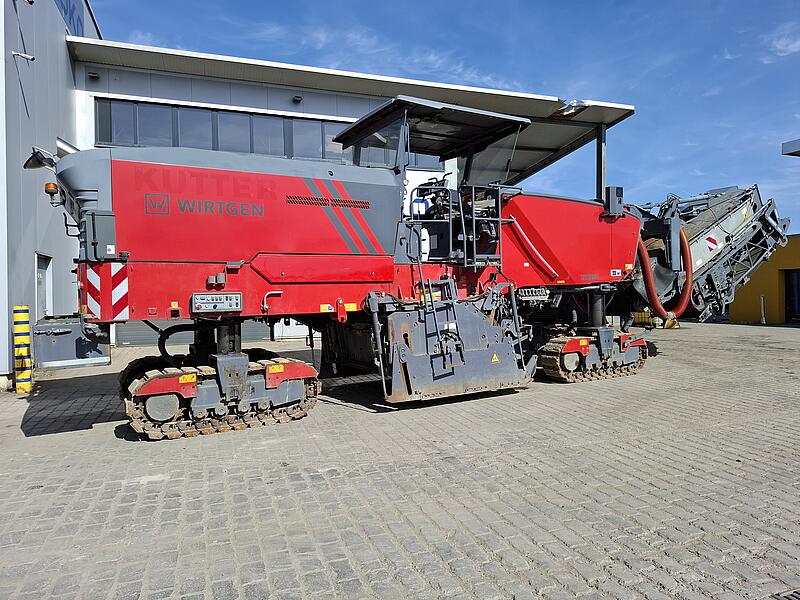 Straßenfräsen Wirtgen W 250i