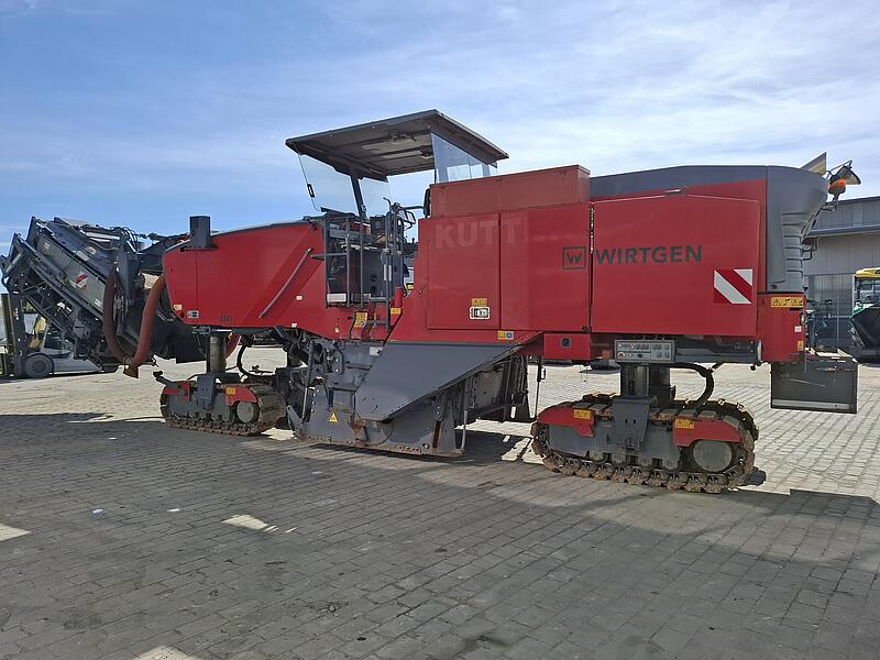 Straßenfräsen Wirtgen W 250i