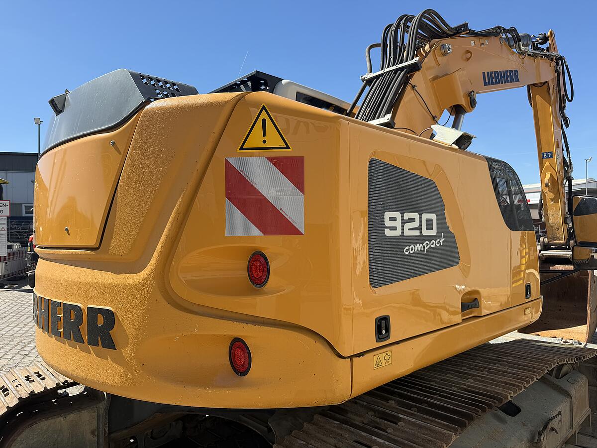Kettenbagger Liebherr R 920 Compact LC