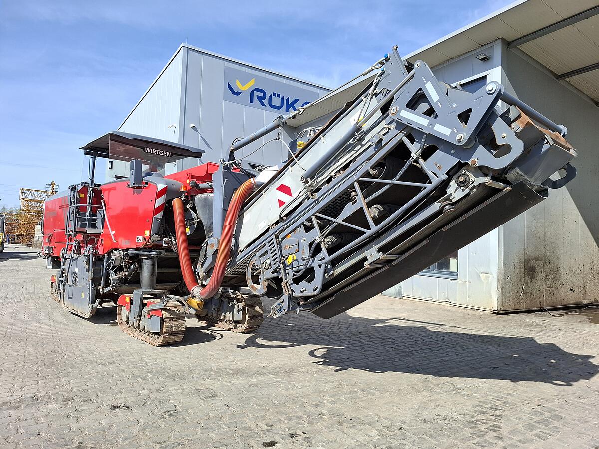 Straßenfräsen Wirtgen W 250i
