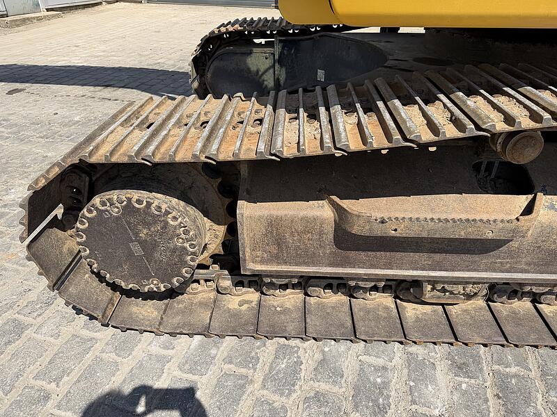 Kettenbagger Komatsu PC 210 LCi-11 mit GPS