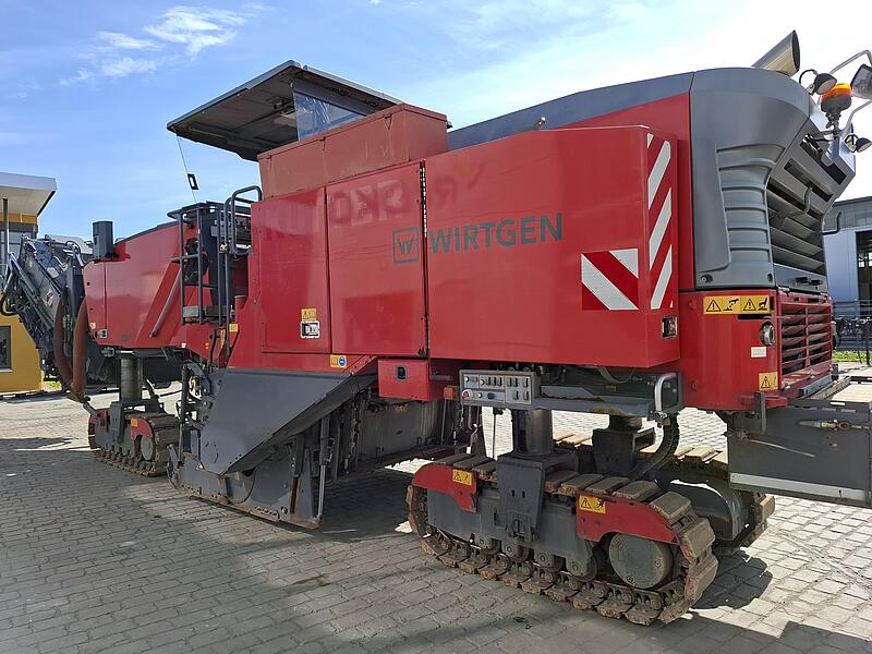 Straßenfräsen Wirtgen W 250i