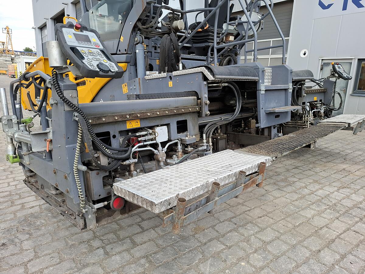 Kettenfertiger Vögele S 1800-3i