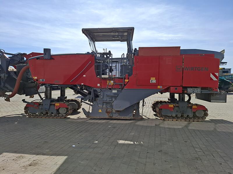 Straßenfräsen Wirtgen W 250i