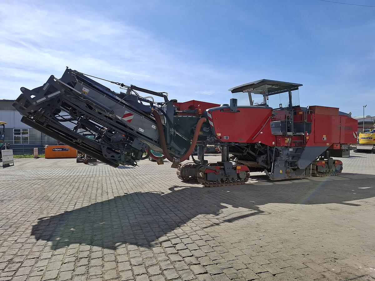 Straßenfräsen Wirtgen W 250i