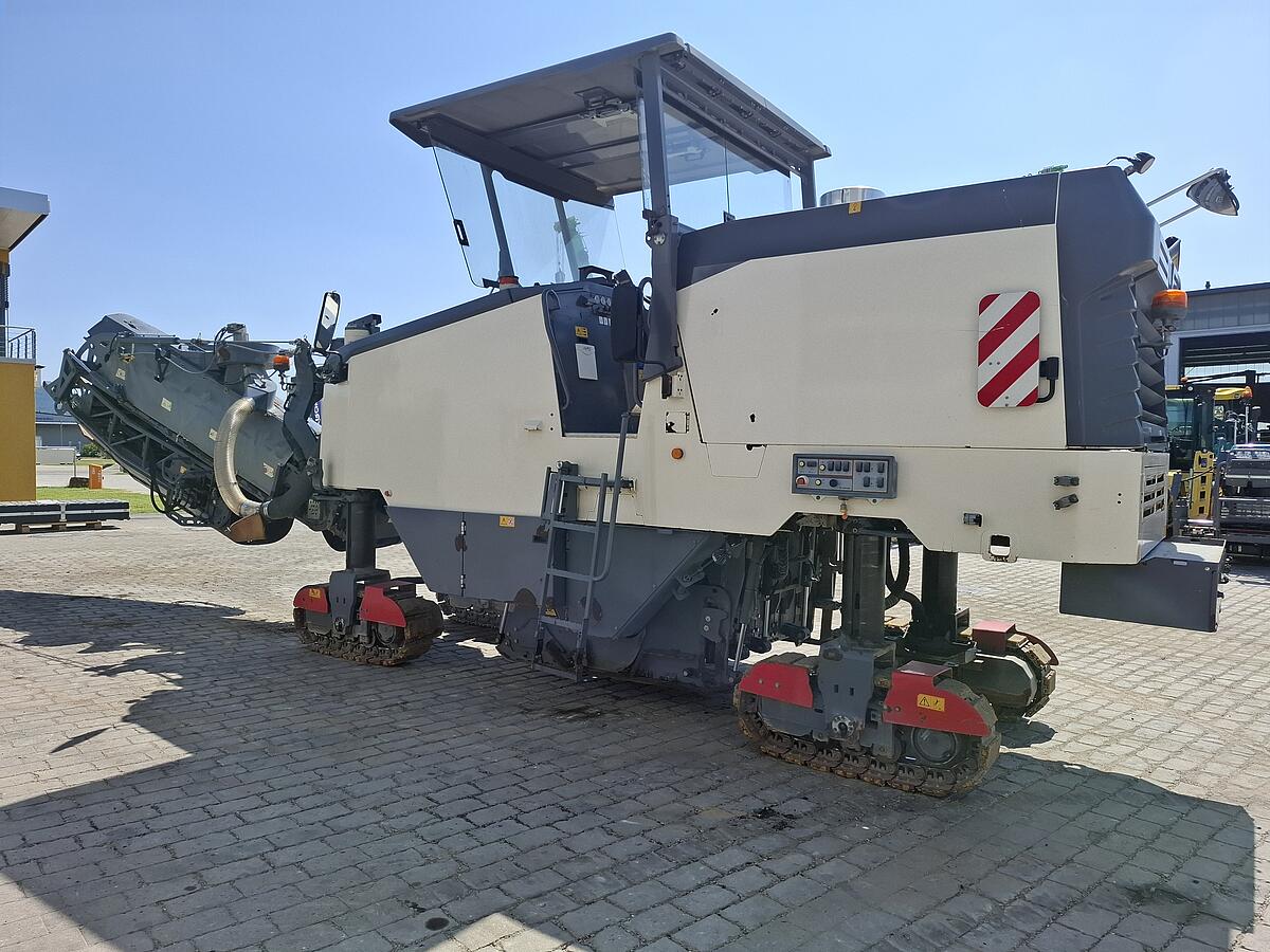 Straßenfräsen Wirtgen W 150 CFi