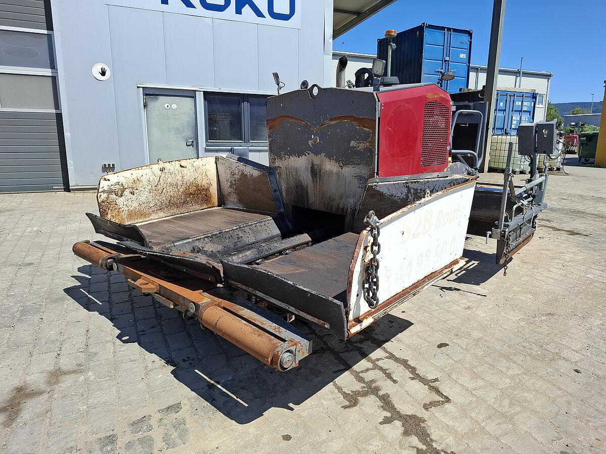 Kleinfertiger Dynapac F 1200 CS