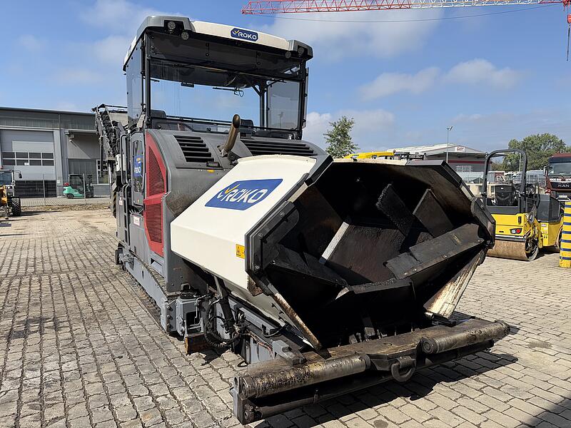 Beschicker Dynapac MF 2500 CS