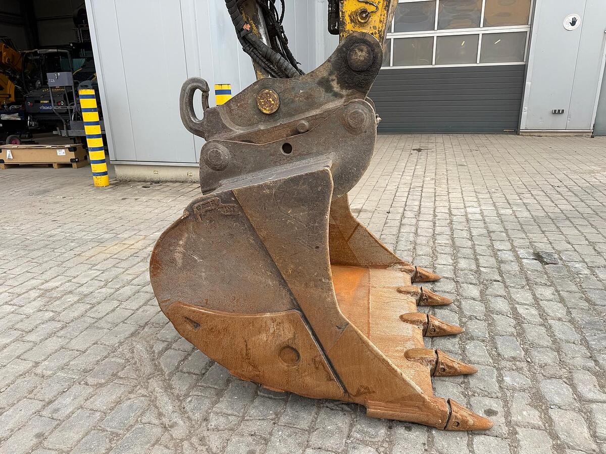 Kettenbagger Komatsu PC 240 LC-11