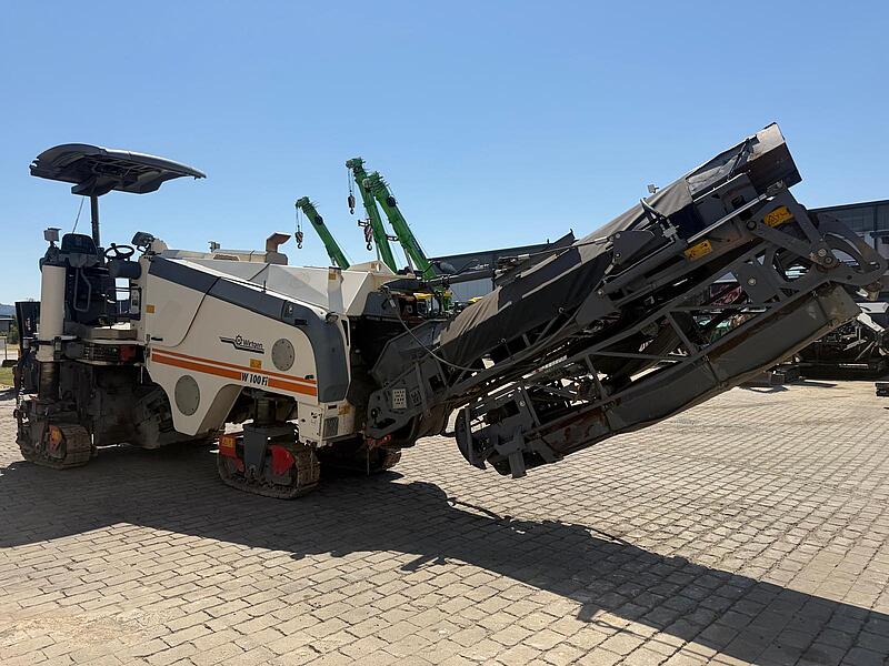 Straßenfräsen Wirtgen W 100 Fi